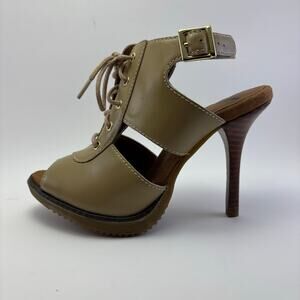 DR. MARTENS “Raina” Buff Packard Heels Women’s Size 5